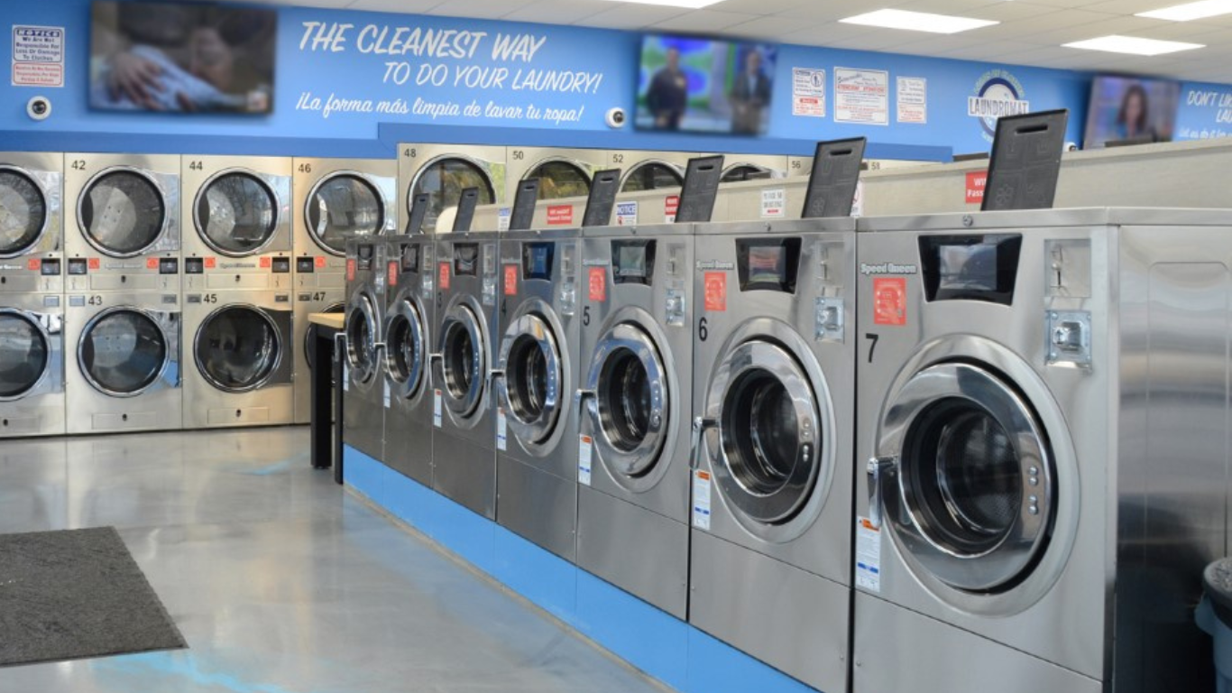Cleanest Way to do Laundry Loads of Clothes Hero Image