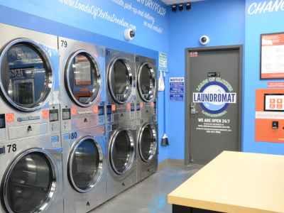 Loads of Clothes Laundromat Donelson - Speed Queen Machines Open 24 Hours